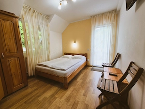 Casa de vanzare in regim turistic - Zona Valea Cerbului Busteni - imagine 5