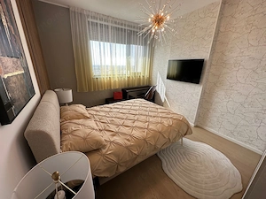 Apartament 3 camere la ISHO - imagine 13