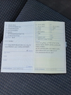 Volkswagen Polo 1.2 Benzină (2001), Argintiu   Ideal pentru oraș - imagine 7