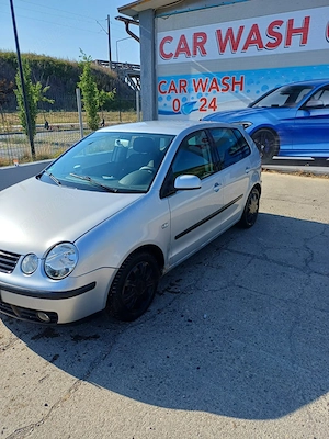 Volkswagen Polo 1.2 Benzină (2001), Argintiu   Ideal pentru oraș - imagine 6