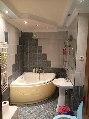 Apartament 2 camere zona mara baia mare - imagine 2