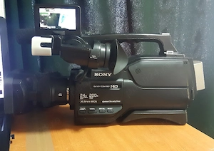 Vând Cameră video Sony HRX-M2500E