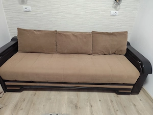 Canapea extensibila 3 locuri