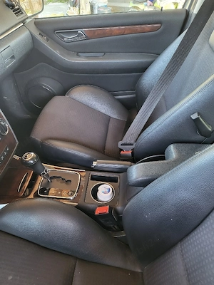 Vând Mercedes-Benz B 200 CDI   Automat | Trapă | Scaune Încălzite | Revizii la zi - imagine 3