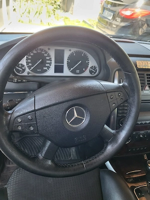 Vând Mercedes-Benz B 200 CDI   Automat | Trapă | Scaune Încălzite | Revizii la zi - imagine 2