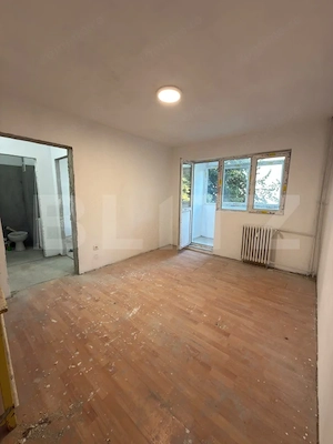 Apartament 4 camere, 62 mp, zona Malu Rosu - imagine 3