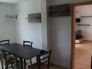 Apartament 2 camere zona Mall - imagine 3