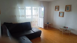 Închiriez ap. 2 camere 300 euro fix  - imagine 1