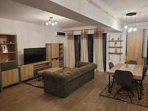 INCHIRIEZ APARTAMENT CU 3 CAMERE IN BLOC NOU - imagine 7