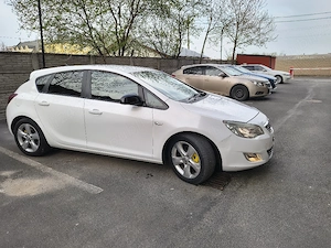 Opel Astra j 2011