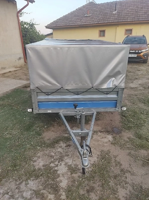 Vând remorcă Vesta 750 kg