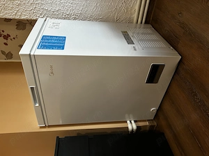 Ladă frigorifică Midea HS-185CEN