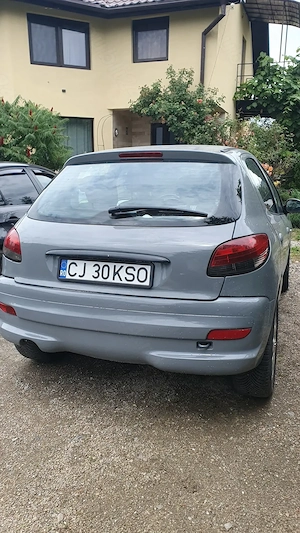 Vind pejo 206 an 2012 