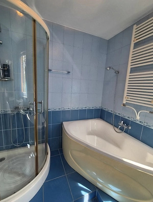 Apartament 3 camere, 56 mp utili + balcon închis, centrală proprie, etaj 3 4   zona Corvin, Hunedoar - imagine 8