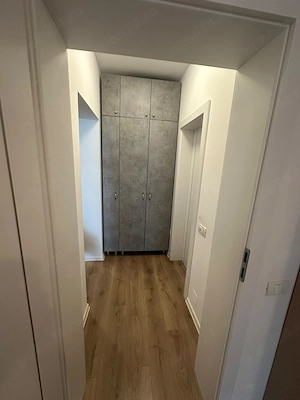 Bloc nou-2 camere, curte proprie,centrală proprie,climă - imagine 8