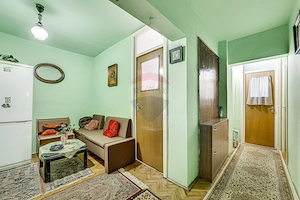 Apartament cu 2 camere în zona 300 Micalaca, etajul 2 - imagine 8