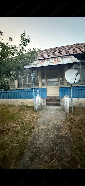 Gospodarie situata in sat Boncani comuna Dragoiesti judetul Valcea - imagine 5