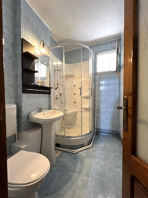 Apartament luminos cu 3 camere decomandate, 67 mp, Micro 13 – 62.900 € - imagine 7