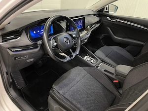 Skoda Octavia - imagine 5