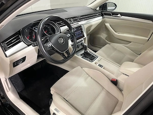 Volkswagen Passat - imagine 5