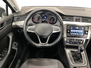 Volkswagen Passat - imagine 6