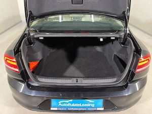 Volkswagen Passat - imagine 12