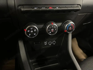 Renault Clio - imagine 17