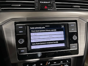 Volkswagen Passat - imagine 15