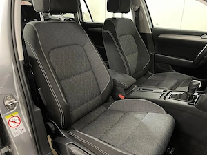 Volkswagen Passat - imagine 9