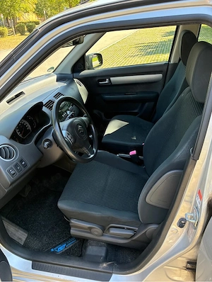Suzuki Swift automat - imagine 4