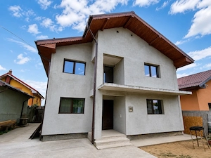 Casă P+1 Craiova   Str. Dobrogea | 4 dormitoare | 300 mp teren | Gata de locuit  Preț: 220.000   - imagine 3