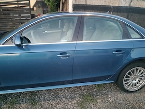 Vînd Audi A4 b8 motor doi litri diesel143cp, 2009 - imagine 2
