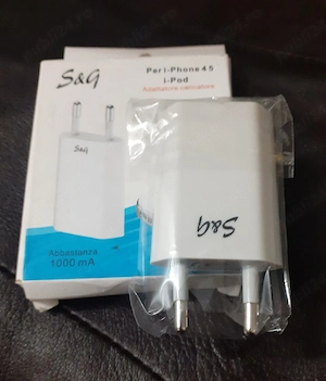 Vând Încărcător Iphone,Ipad,Smartfone  etc ,5Volți  1Amper,Nou