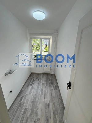 Apartament 3 camere | Zona Hermes | Geam la baie| Decomandat | - imagine 9