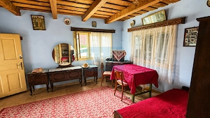 Casa traditionala din lemn renovabila cu teren 2295 mp Margau Cluj - imagine 4