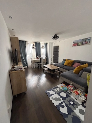 Apartament 3 Camere - 75 mp utili - 1933euro mp - imagine 9