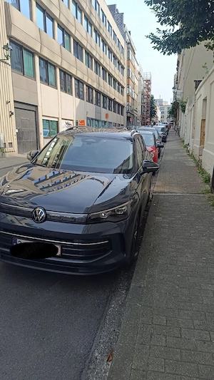 Volkswagen Tiguan  - imagine 3