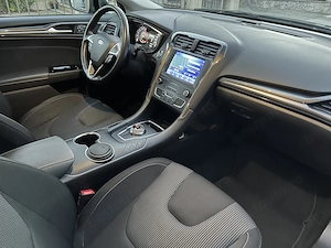 2020 Ford Mondeo AUTOMAT Titanium 2.0 Diesel 150 CP Import Germania - imagine 9