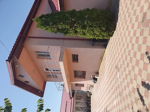 Vila de vanzare in Focsani cu teren , zona foarte linistita avand toate utilitatile.