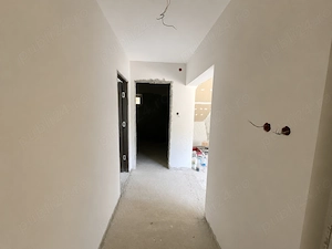 Casa la gri de vanzare , Comuna Bogati , Arges , 28 km Pitesti  - imagine 2