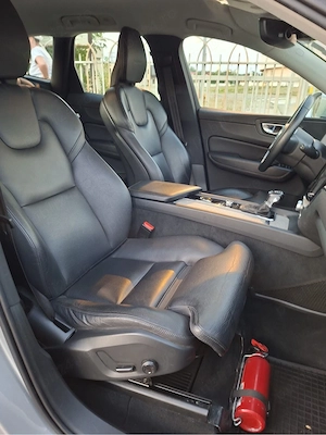 Volvo XC60 D4 Inscription - imagine 8