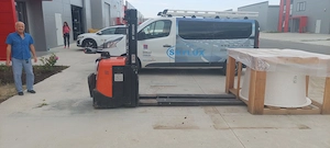 Transpalet electric BT SPE125L   1.250 kg   an 2012 - imagine 5