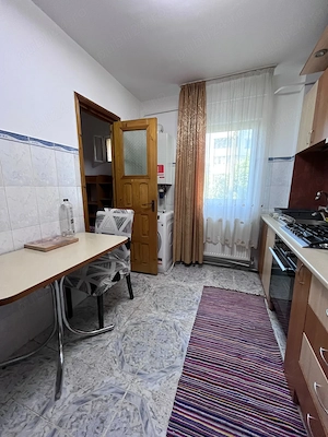 Apartament 2 camere decomandat zona Nicolina-CUG,etaj 1,centrală proprie - imagine 7