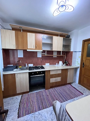 Apartament 2 camere decomandat zona Nicolina-CUG,etaj 1,centrală proprie - imagine 13