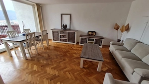 Apartament 3 camere zona Universitatea Transilvania