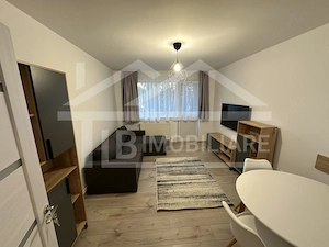 Apartament cu 2 camere, 40mp, Zona Semi-Central