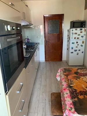 Apartament cu 3 camere, zona Piata Mare