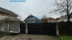 De Vânzare: -casă 2 camere, Piatra-OLT, 50mp, 2012mp teren, 37000 EUR