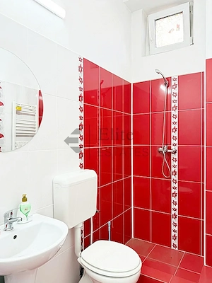 Spatiu comercial de inchiriat Piata Decebal Oradea - imagine 7