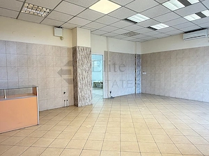 Spatiu comercial de inchiriat Piata Decebal Oradea - imagine 3